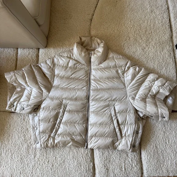 Peserico Cream Ecru Short-Sleeved Goose Down Puffer Jacket size 42 - Picture 4 of 13